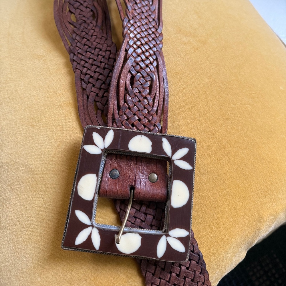 Vintage woven leather belt with brass buckle